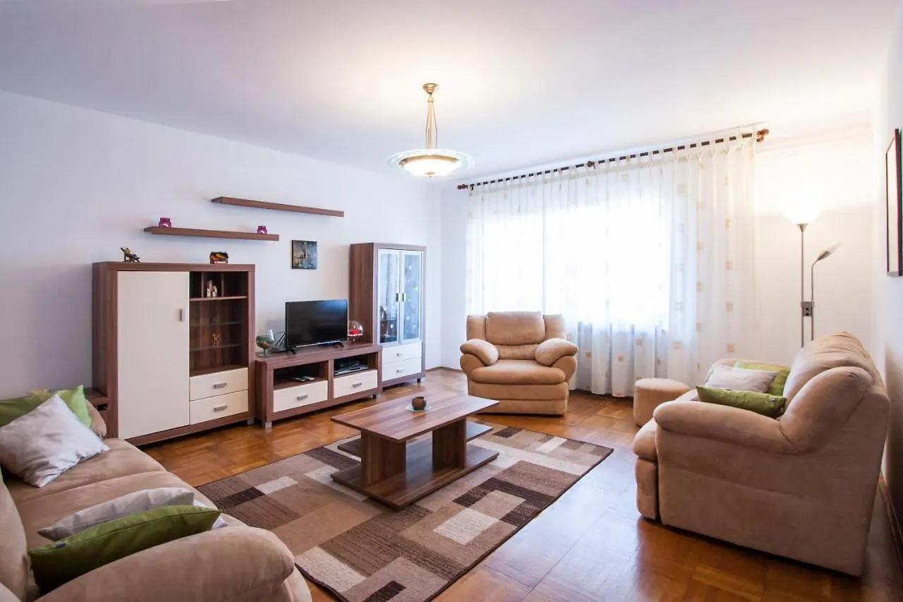 Apartment Nola By Rent Istria Poreč 0*,  Croatie